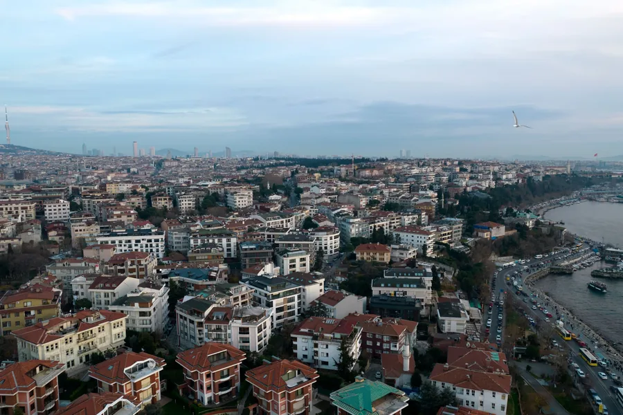 İstanbul şehir manzarası ve Haliç